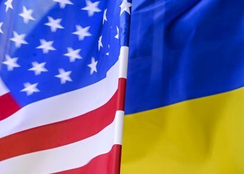 Политика США в отношении Украины продолжится с назначением Помпео на должность госсекретаря