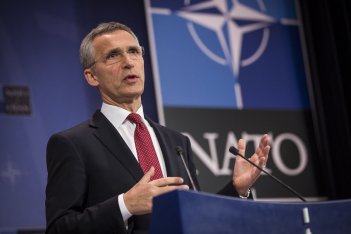 Столтенберг надеется, что к 2024 году 15 стран - членов НАТО будут тратить на оборону более 2% ВВП