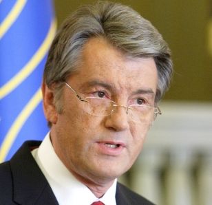 Украина нуждается в национальном плане борьбы с агрессией РФ и единстве, - Ющенко