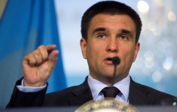 Представители ОРДЛО не смогут стать формальной стороной в СЦКК - Климкин