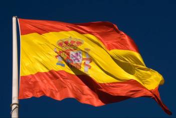 Правительство Испании намерено лишить полномочий власти Каталонии