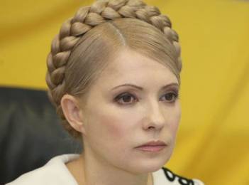 Тимошенко обещает пристально следить, кого "выбросят" во время голосования за членов ЦИК