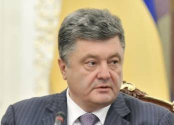 Порошенко надеется, что Рада закрепит в Конституции Украины курс на интеграцию в ЕС и НАТО