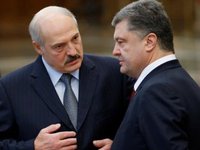 Лукашенко предложил Порошенко организовать совместные гуманитарные конвои на Донбасс