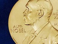 Лауреатами Нобелевской премии по медицине 2019 года стали Уильям Кейлин-младший (США), сэр Питер Ретклифф (Великобритания) и Грегг Семенса (США)