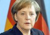 Merkel calls on Ukrainian MPs not to temp people with free gas