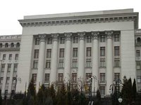 Офис президента Зеленского будет в суде требовать опровержений и извинений от «Схем»