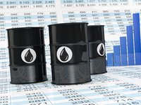 Нефть ускорила рост, Brent превысила $83 за баррель впервые с ноября