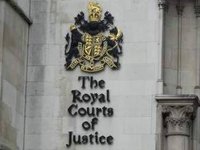 Суд Лондона в среду проведет очередное заседание по иску ПриватБанка против Коломойского и Боголюбова