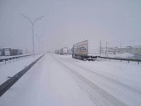 Въезд грузовиков в Киев ограничен из-за ухудшения погодных условий – "Укравтодор"