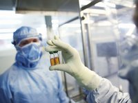 Украина готовится к возобновлению производства вакцин от COVID-19, но быстро запустить его не получится – Ляшко