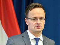 Компенсация в 15-18 млрд евро от ЕС могла бы стать решением для Венгрии в связи с планами запретить импорт нефти из РФ - глава МИД