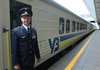"Укрзалізниця" просить правоохоронців відновити супровід поїздів далекого прямування