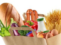 Украина ввела контроль цен на ряд позиций хлеба, круп, муки, масла, яиц, мяса, овощей, лекарств и топлива