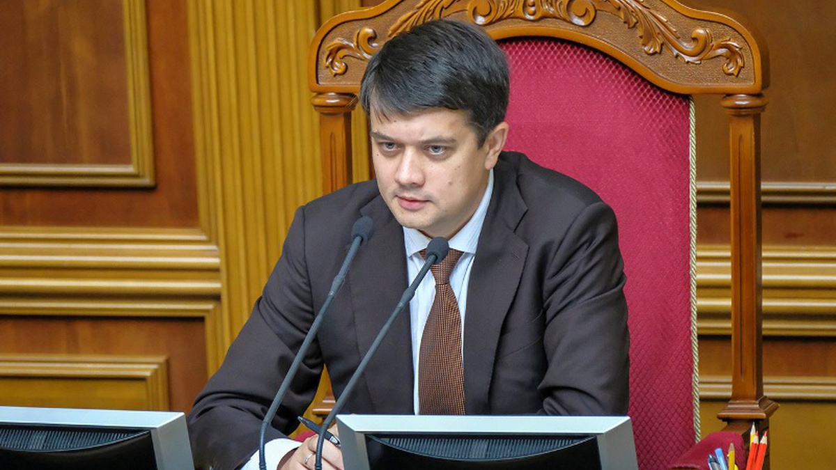 Опозиційні фракції проти заміни спікера парламенту Разумкова