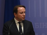 European Commissioner Várhelyi to visit Ukraine on Jan 26-27