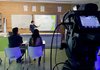 Українські телеканали з 21 березня продовжать трансляцію відеоуроків для школярів 5-11 класів