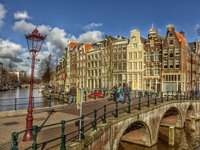 В Нидерландах смягчат ограничения, несмотря на волну "омикрона"
