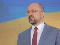 Ukrainian PM invites IFC to join restoration of Ukrainian cities