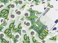 Министры финансов стран Еврогруппы отметили юбилей евро, подчеркнув его роль в преодолении кризисов