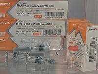 Sinovac Biotech заявила о возможности производства 2 млрд доз вакцины от COVID-19 в год