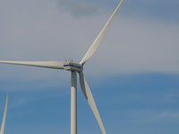 Великобритания намерена развивать атомную и ветряную энергетику