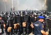 Семеро поліцейських зазнали опіків очей, кілька нацгвардійців травмовані внаслідок зіткнень із протестувальниками на акції в центрі Києва