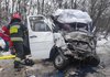 В Черниговской области грузовой автомобиль столкнулся с маршрутным микроавтобусом, погибли 12 человек – ГСЧС