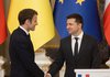 Зеленский поздравил Макрона с успешным завершением французского председательства в Совете ЕС