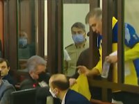 Саакашвілі звинуватив уряд Грузії в корумпованості, показавши на суді фото резиденцій чиновників