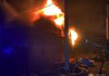 В Кривом Роге сгорели пять автомобильных гаражей