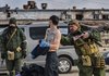 Російські окупанти проводять депортацію під виглядом евакуації в Маріуполі