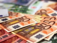 Німеччина з 24 травня запускає програму обміну готівкової гривні на євро