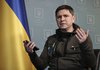 Подоляк призвал Запад ускорить поставки тяжелого вооружения в Украину