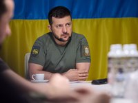 Зеленський подякував українцям та іноземним громадянам за надання гуманітарної допомоги тим, хто її потребує