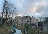 В Краматорске спасатели обнаружили под завалами обстрелянной россиянами школы тело мужчины