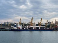 Три судна з кукурудзою отримали дозвіл на вихід з українських портів - ООН